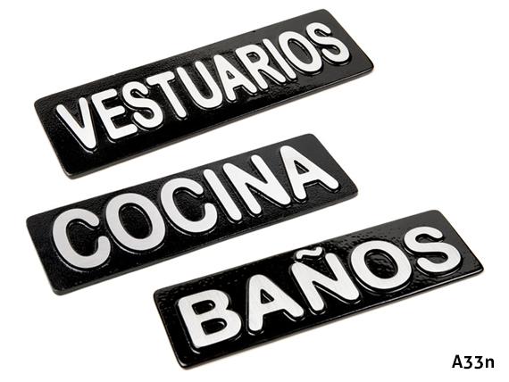 PLACAS DE ALUMINIO EN SOBRERELIEVE AUTOADHESIVAS PARA SEÑALIZACIÓN