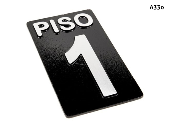 PLACAS DE ALUMINIO EN SOBRERELIEVE AUTOADHESIVAS PARA SEÑALIZACIÓN